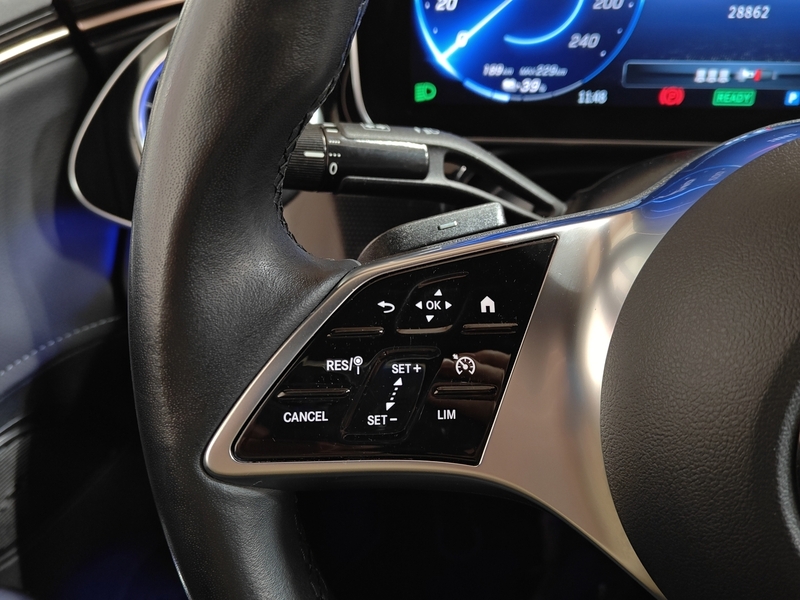 Mercedes-Benz EQE vaihtoauto