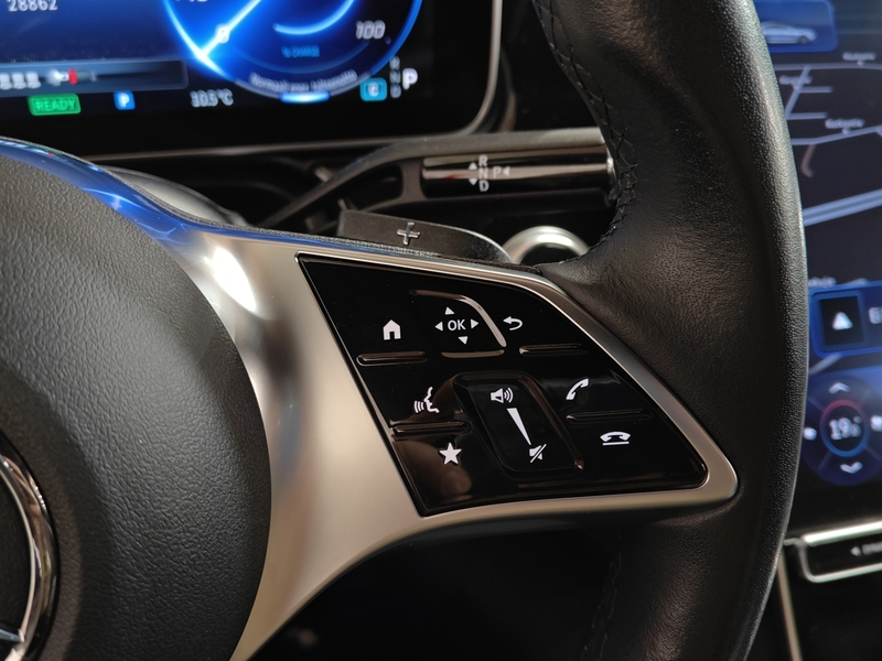 Mercedes-Benz EQE vaihtoauto