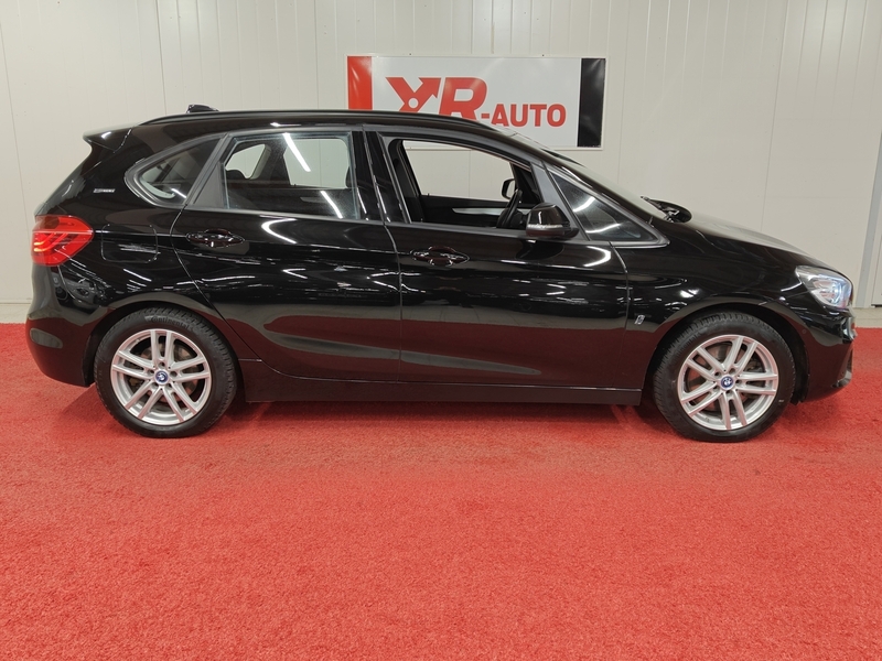 BMW 225 vaihtoauto