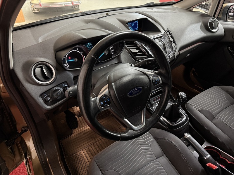 Ford Fiesta vaihtoauto