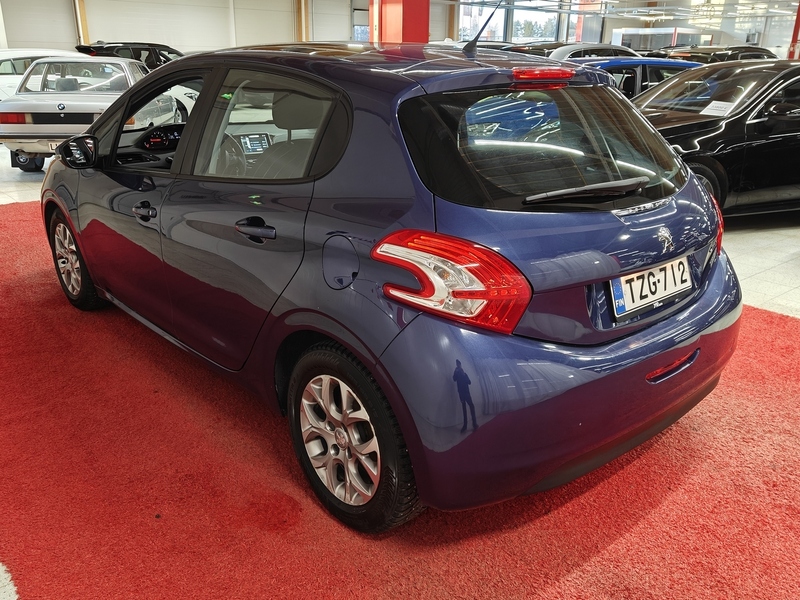 Peugeot 208 vaihtoauto
