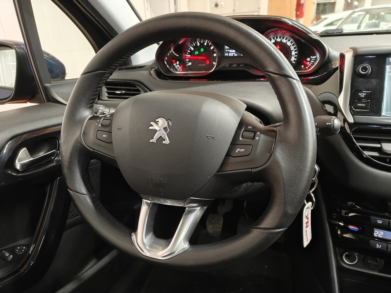 Peugeot 208 vaihtoauto