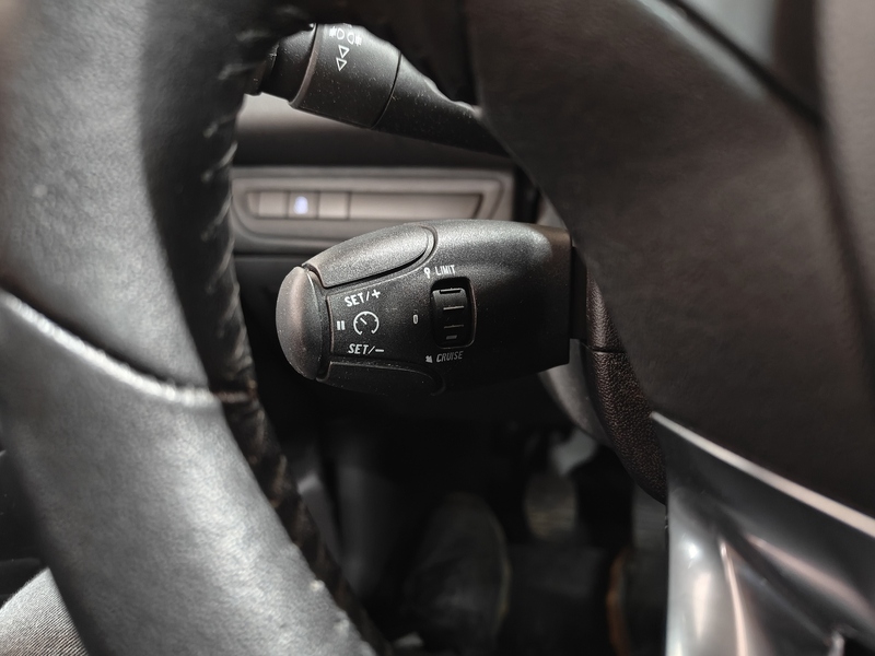 Peugeot 208 vaihtoauto