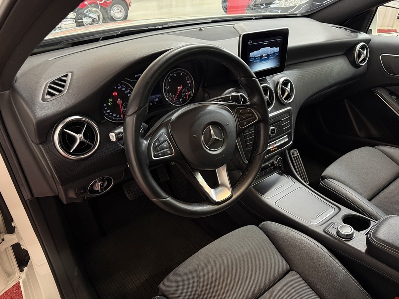 Mercedes-Benz A vaihtoauto