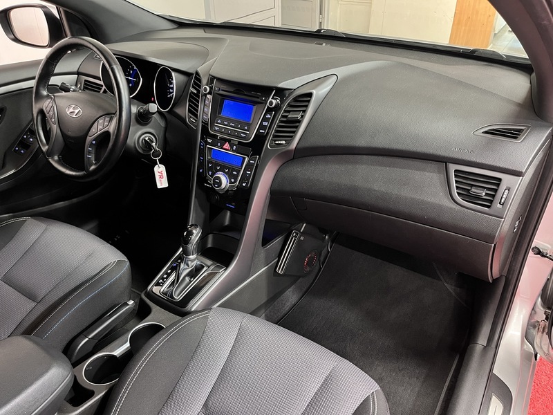 Hyundai i30 Wagon vaihtoauto