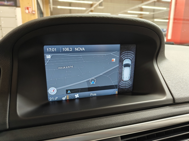 Volvo V70 vaihtoauto