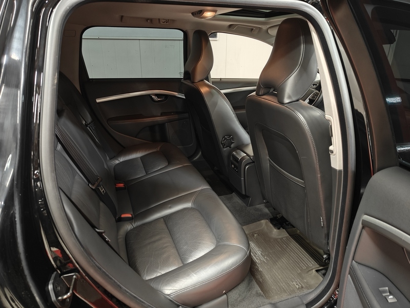 Volvo V70 vaihtoauto