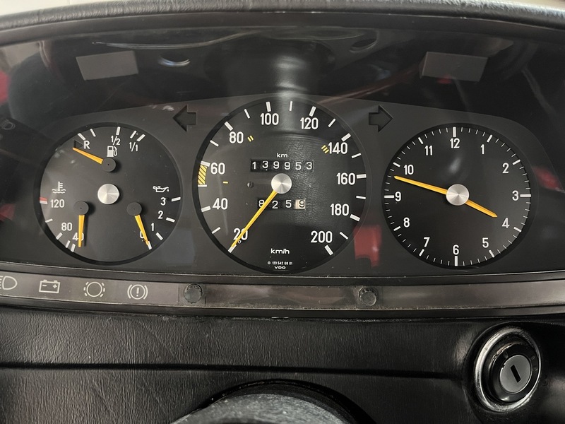 Mercedes-Benz 230 vaihtoauto