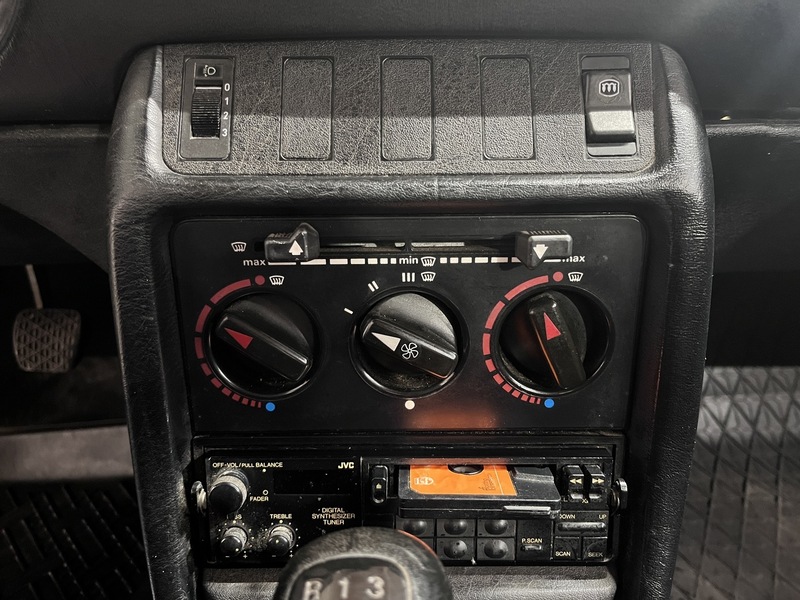 Mercedes-Benz 230 vaihtoauto