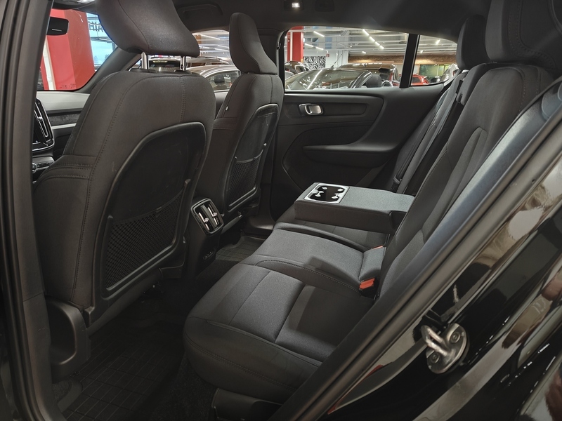 Volvo C40 vaihtoauto