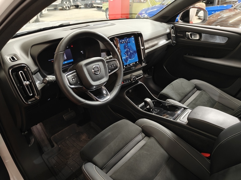 Volvo C40 vaihtoauto