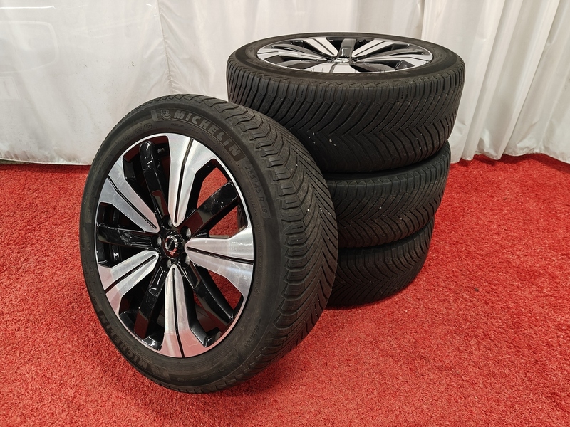 Volvo C40 vaihtoauto