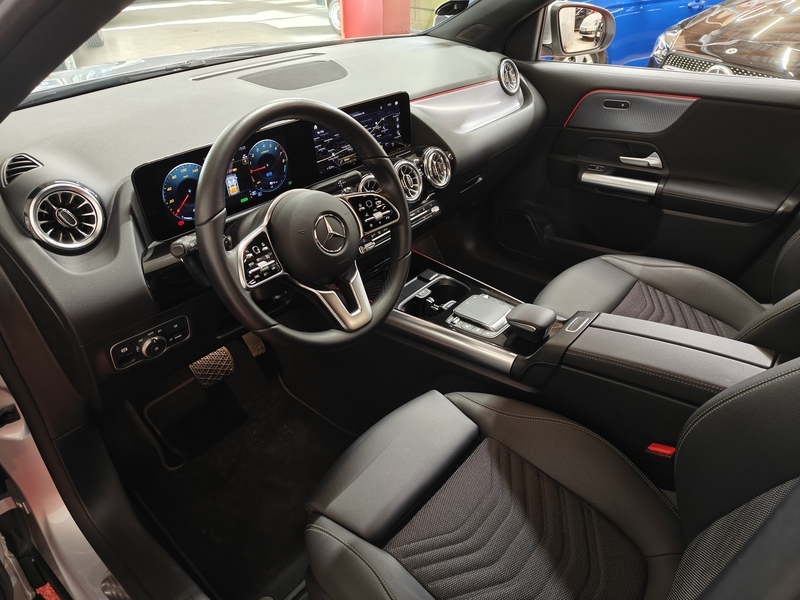 Mercedes-Benz GLA vaihtoauto