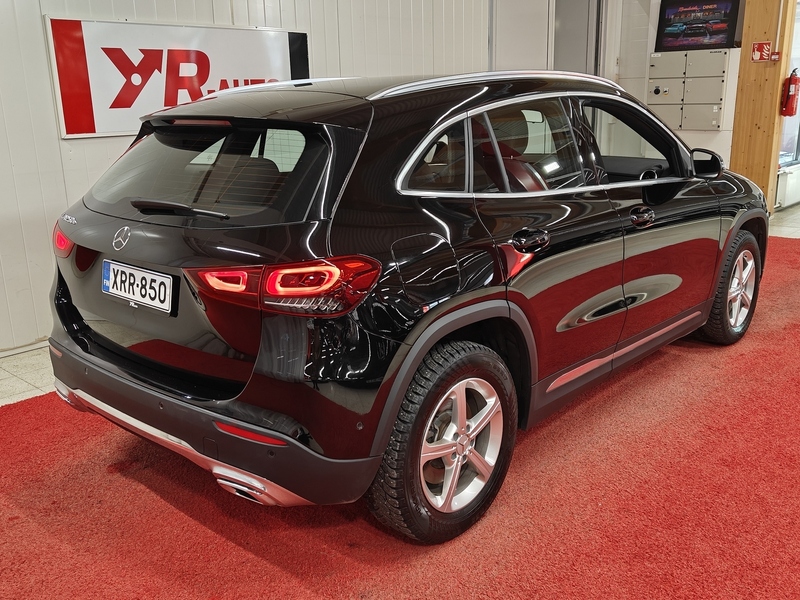 Mercedes-Benz GLA vaihtoauto