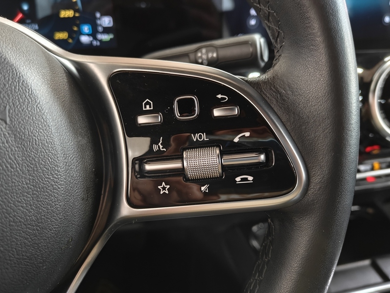 Mercedes-Benz GLA vaihtoauto