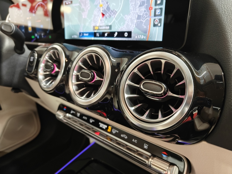 Mercedes-Benz EQA vaihtoauto