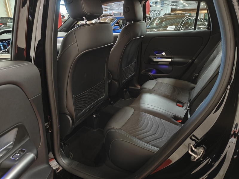 Mercedes-Benz GLA vaihtoauto