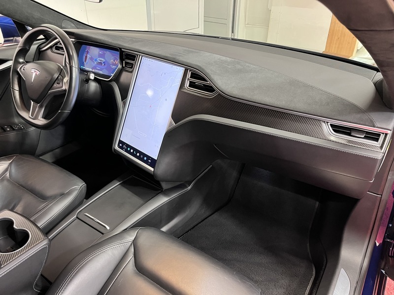 Tesla Model S vaihtoauto