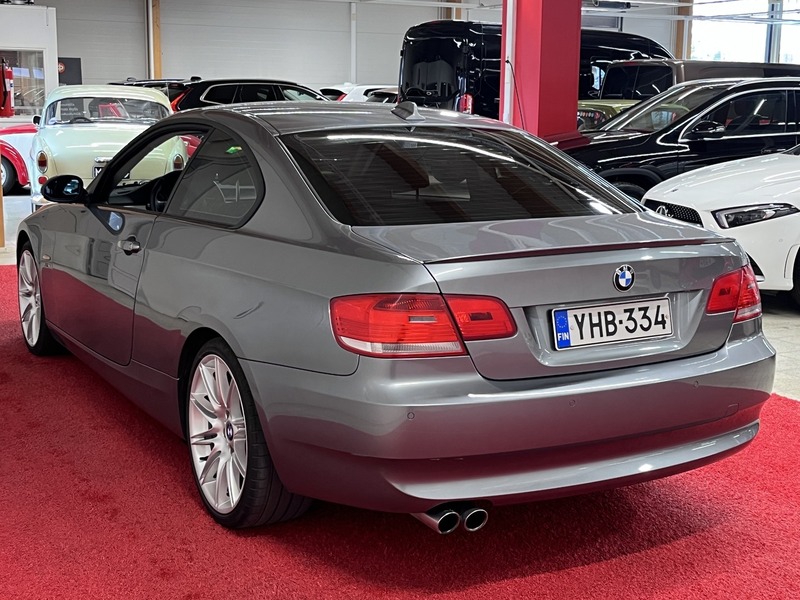 BMW 325 vaihtoauto