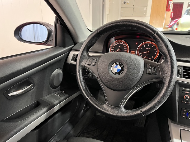 BMW 325 vaihtoauto