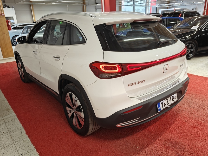 Mercedes-Benz EQA vaihtoauto