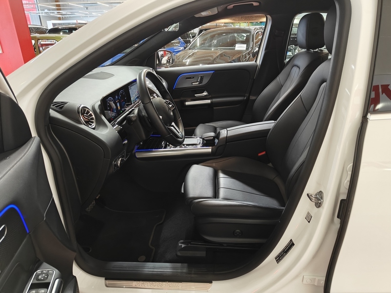 Mercedes-Benz EQA vaihtoauto