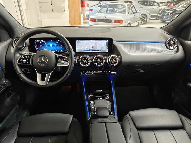 Mercedes-Benz EQA vaihtoauto