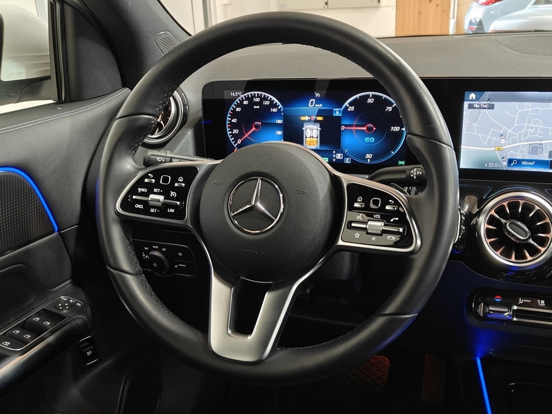 Mercedes-Benz EQA vaihtoauto