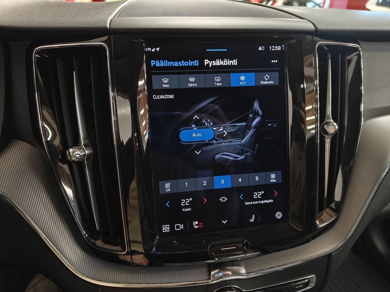 Volvo XC60 vaihtoauto