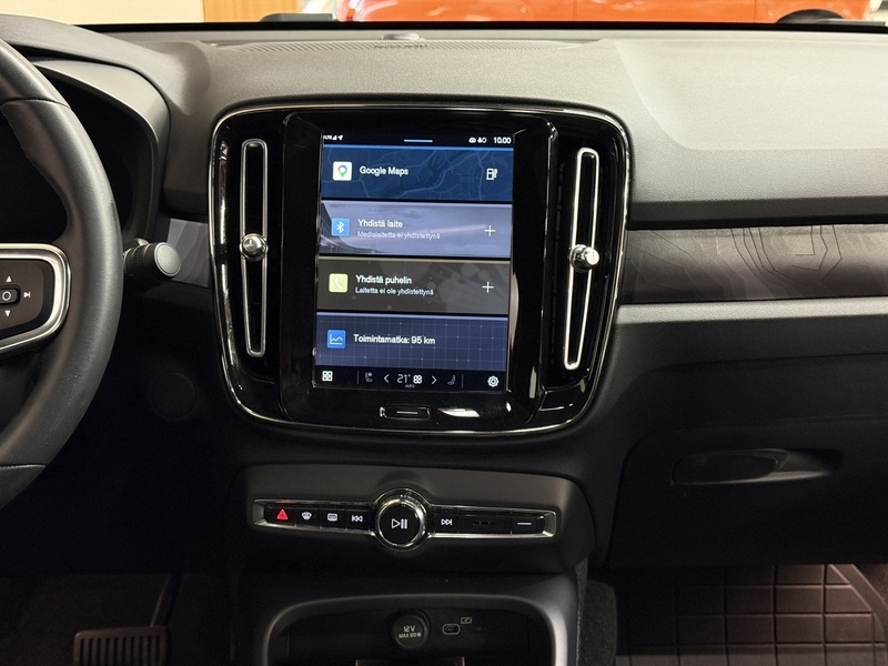 Volvo C40 vaihtoauto