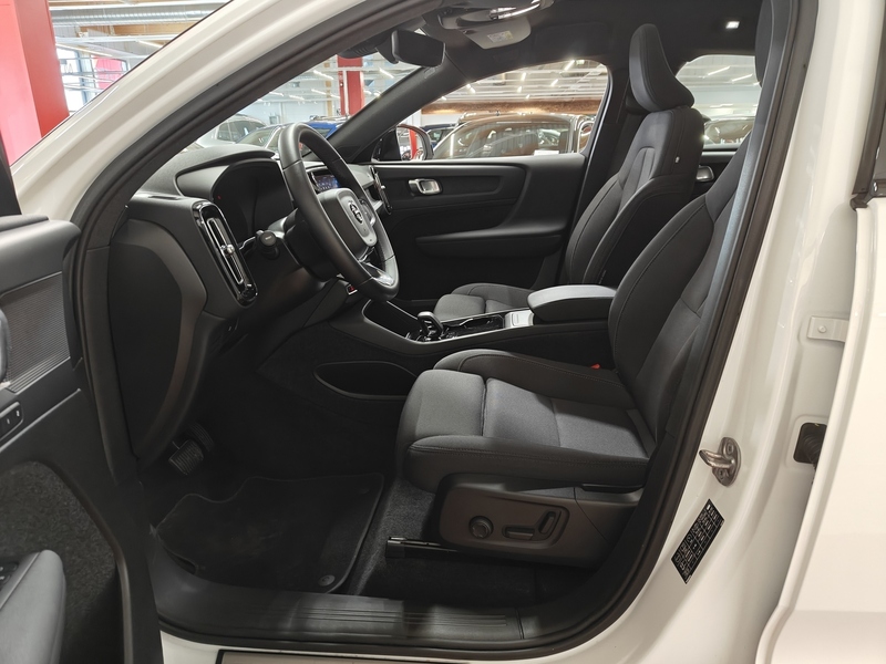 Volvo C40 vaihtoauto