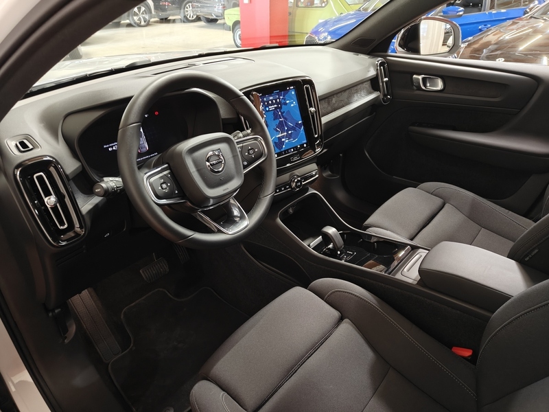 Volvo C40 vaihtoauto