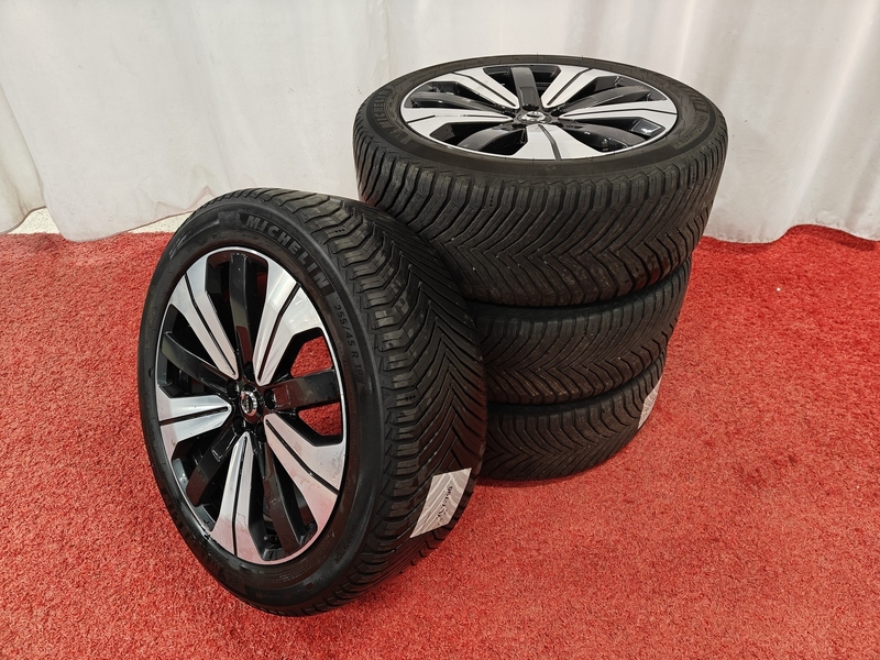 Volvo C40 vaihtoauto