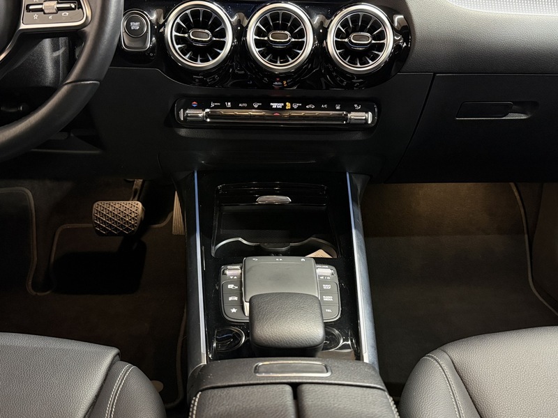 Mercedes-Benz EQA vaihtoauto