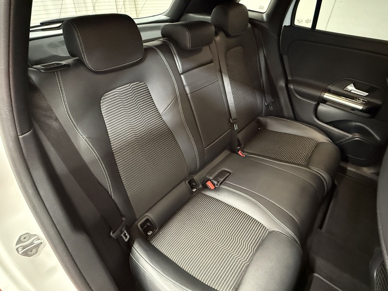 Mercedes-Benz EQA vaihtoauto