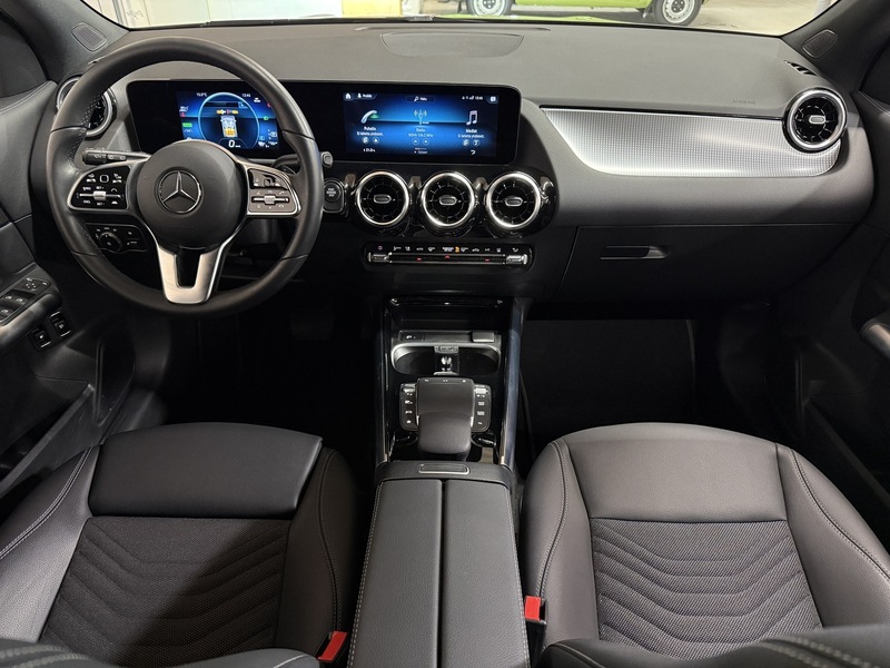 Mercedes-Benz GLA vaihtoauto