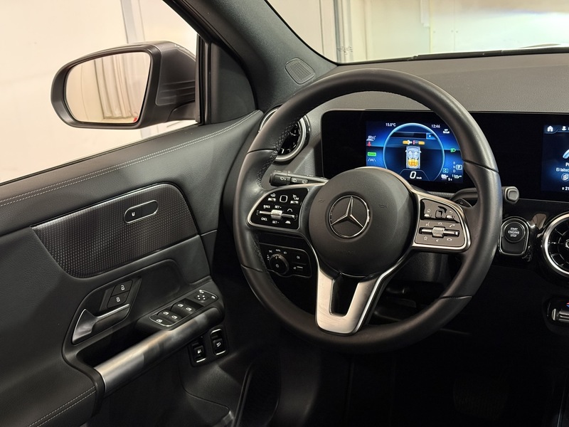 Mercedes-Benz GLA vaihtoauto