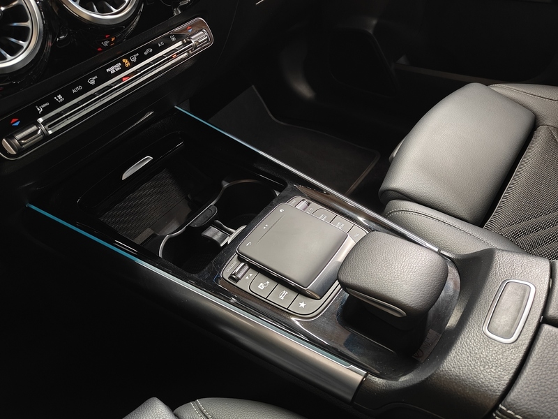 Mercedes-Benz EQA vaihtoauto