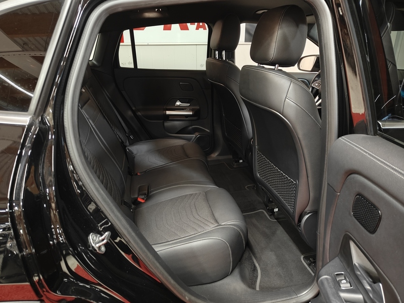 Mercedes-Benz EQA vaihtoauto