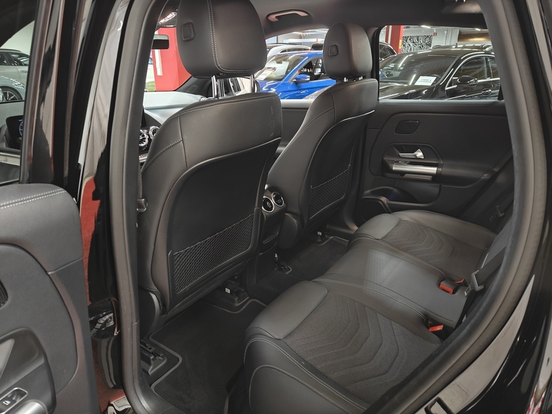 Mercedes-Benz EQA vaihtoauto