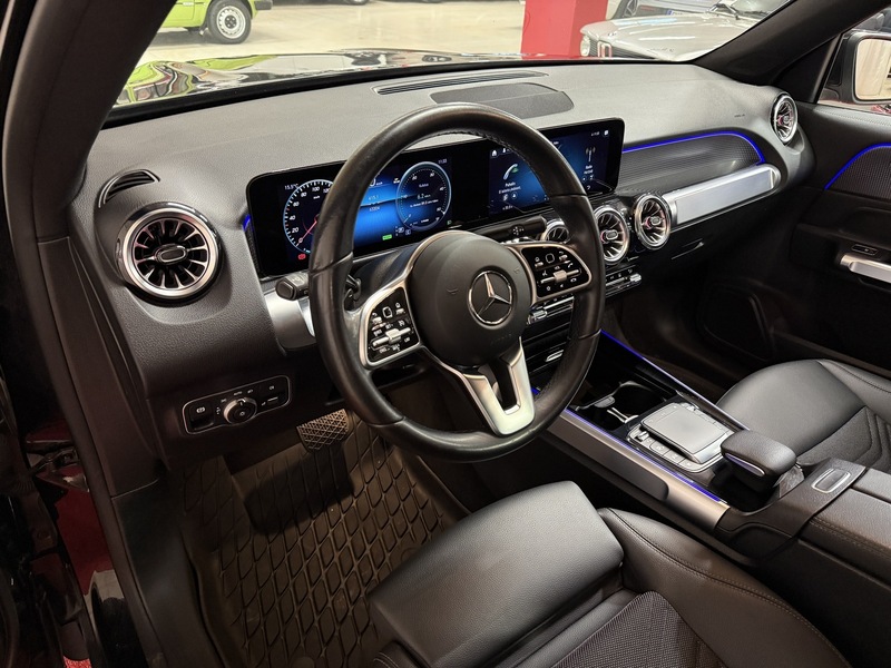 Mercedes-Benz EQB vaihtoauto