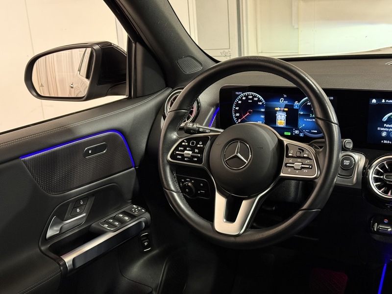 Mercedes-Benz EQB vaihtoauto