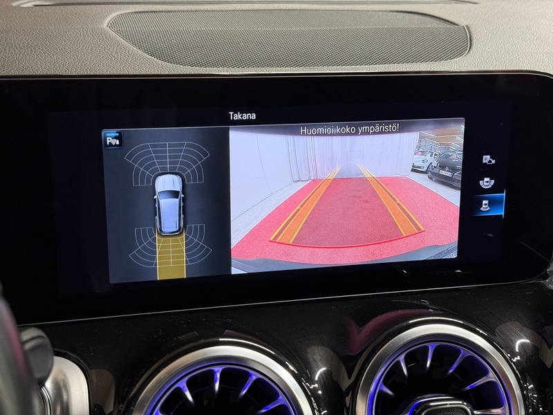 Mercedes-Benz EQB vaihtoauto