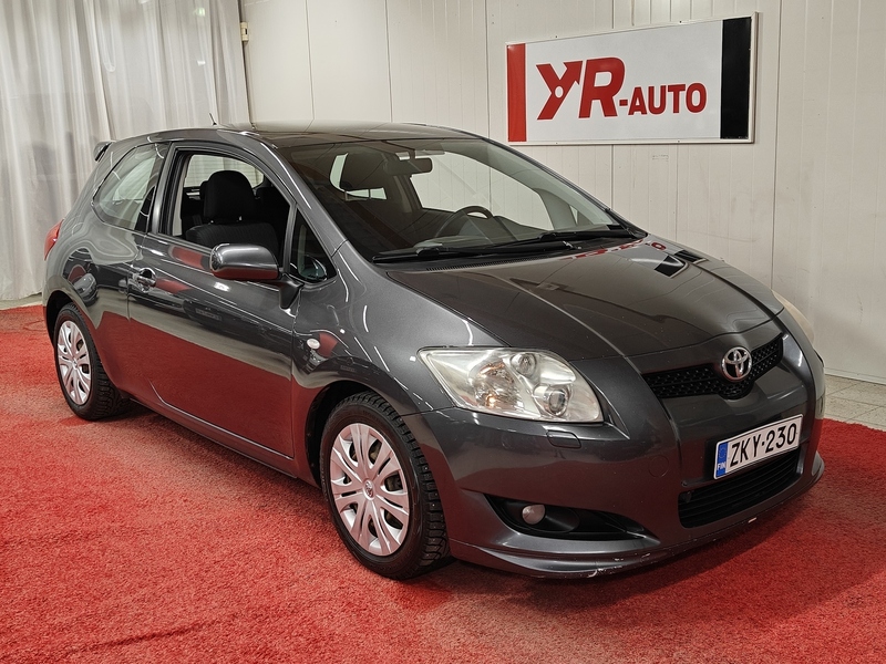 Toyota Auris vaihtoauto