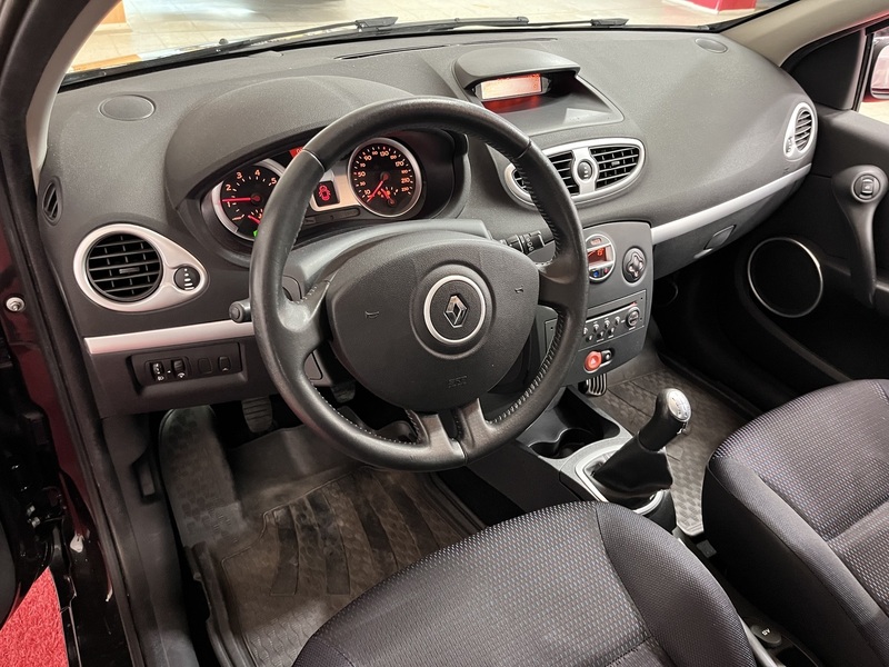 Renault Clio vaihtoauto