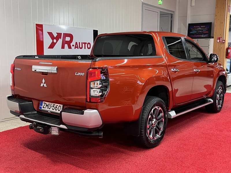 Mitsubishi L200 vaihtoauto