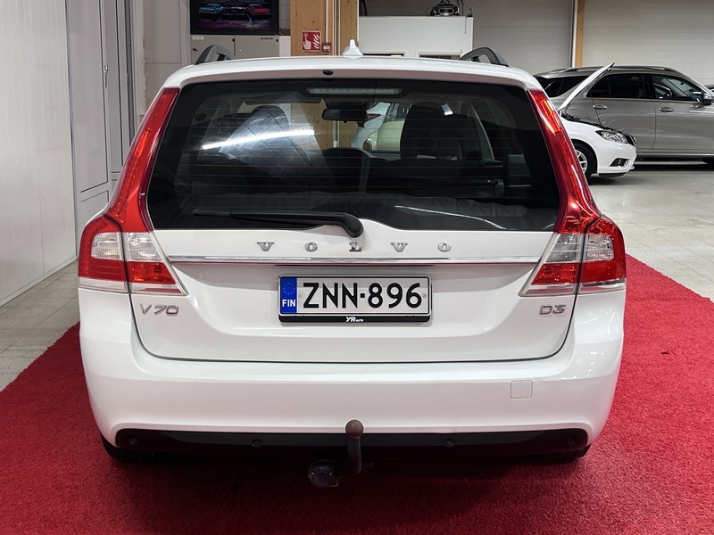 Volvo V70 vaihtoauto