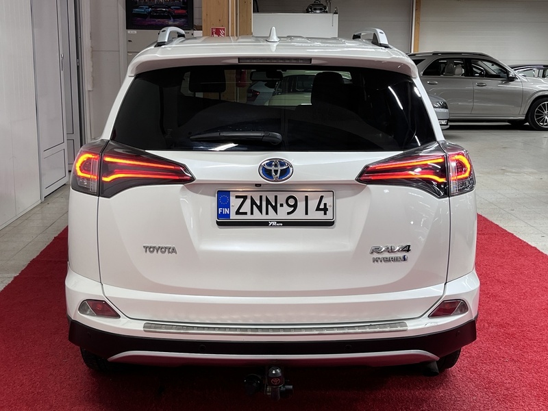 Toyota RAV4 vaihtoauto