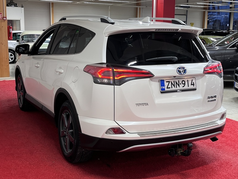 Toyota RAV4 vaihtoauto