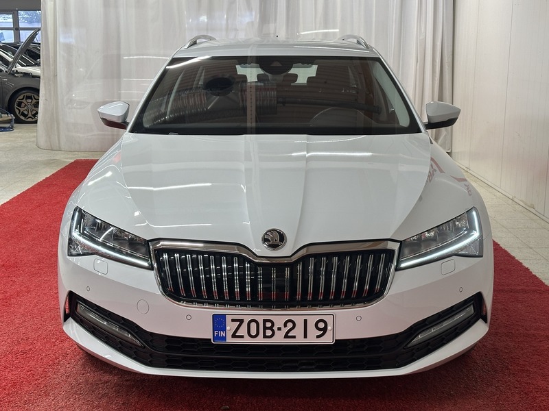 Skoda Superb vaihtoauto